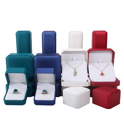 Caixa de jóias de couro quadrado para embalagens personalizadas de brincos Pulseira Colarinho Anel