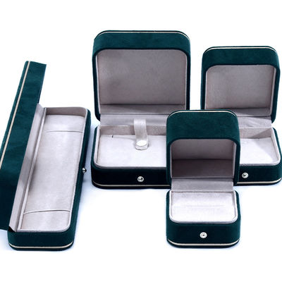 Tamanho personalizado e logotipo personalizado Caixa de jóias de veludo verde para anel de colar de pulseira
