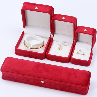 Venda a retalho Fabricação Luxo veludo Embalagem de jóias Caixa Logotipo personalizado Colar Bracelete Brincos Anel Embalagem de veludo vermelho Caixa de jóias
