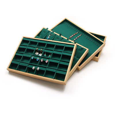 Placa de visualização de jóias de madeira personalizada Compartimentos múltiplos para pendentes de orelhas de anel