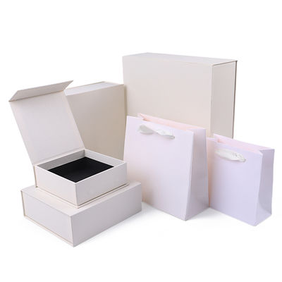 Fabricação por atacado de alta qualidade Embalagem de caixa de presente magnética Logotipo personalizado luxuoso Ecológico Papelão Papel Branco Caixa de joias magnética